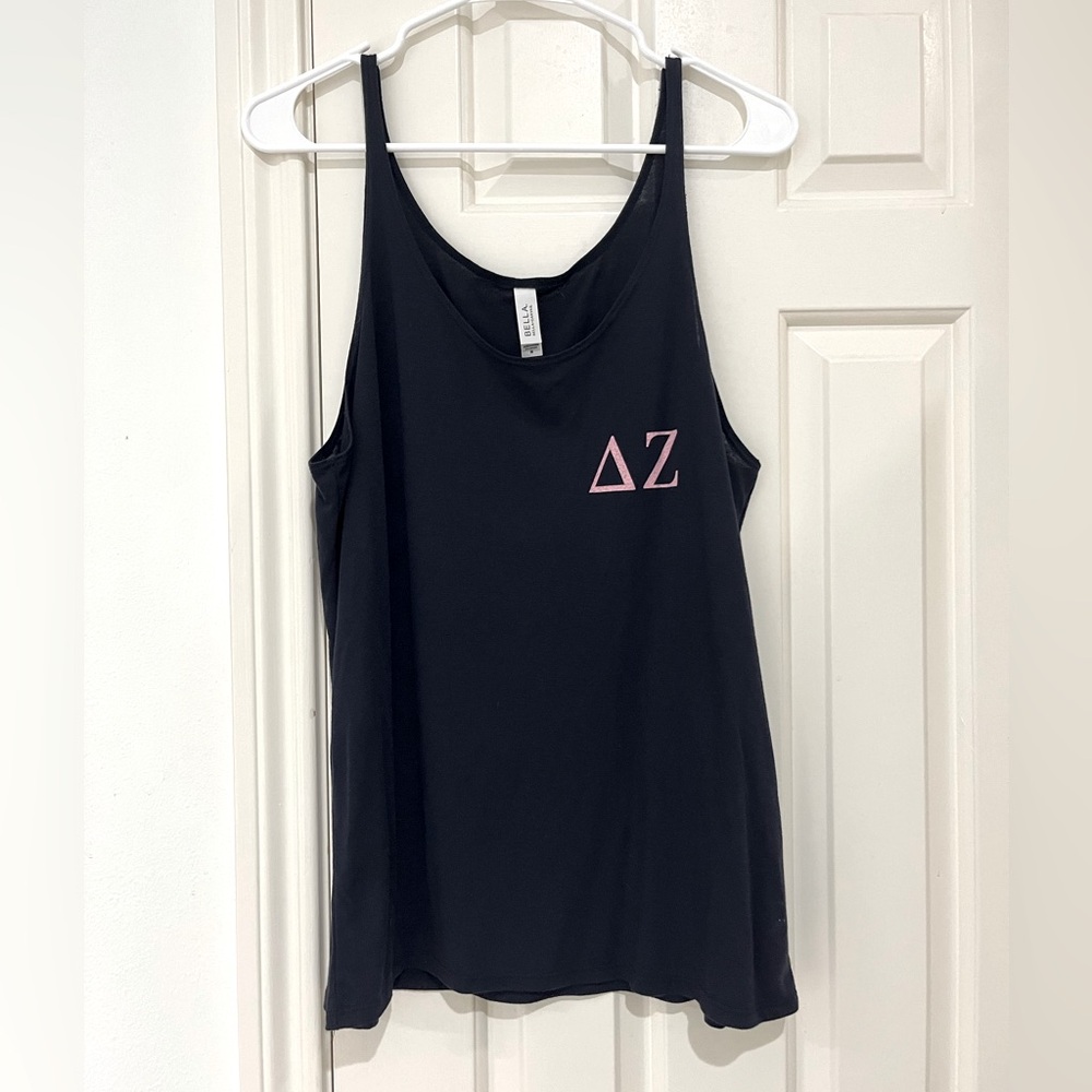 Delta Zeta tank top, size medium